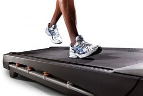 El ejercicio y una nutrición adecuada ayudan a perder peso.