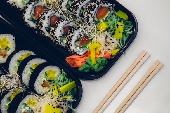 sushi de comida japonesa